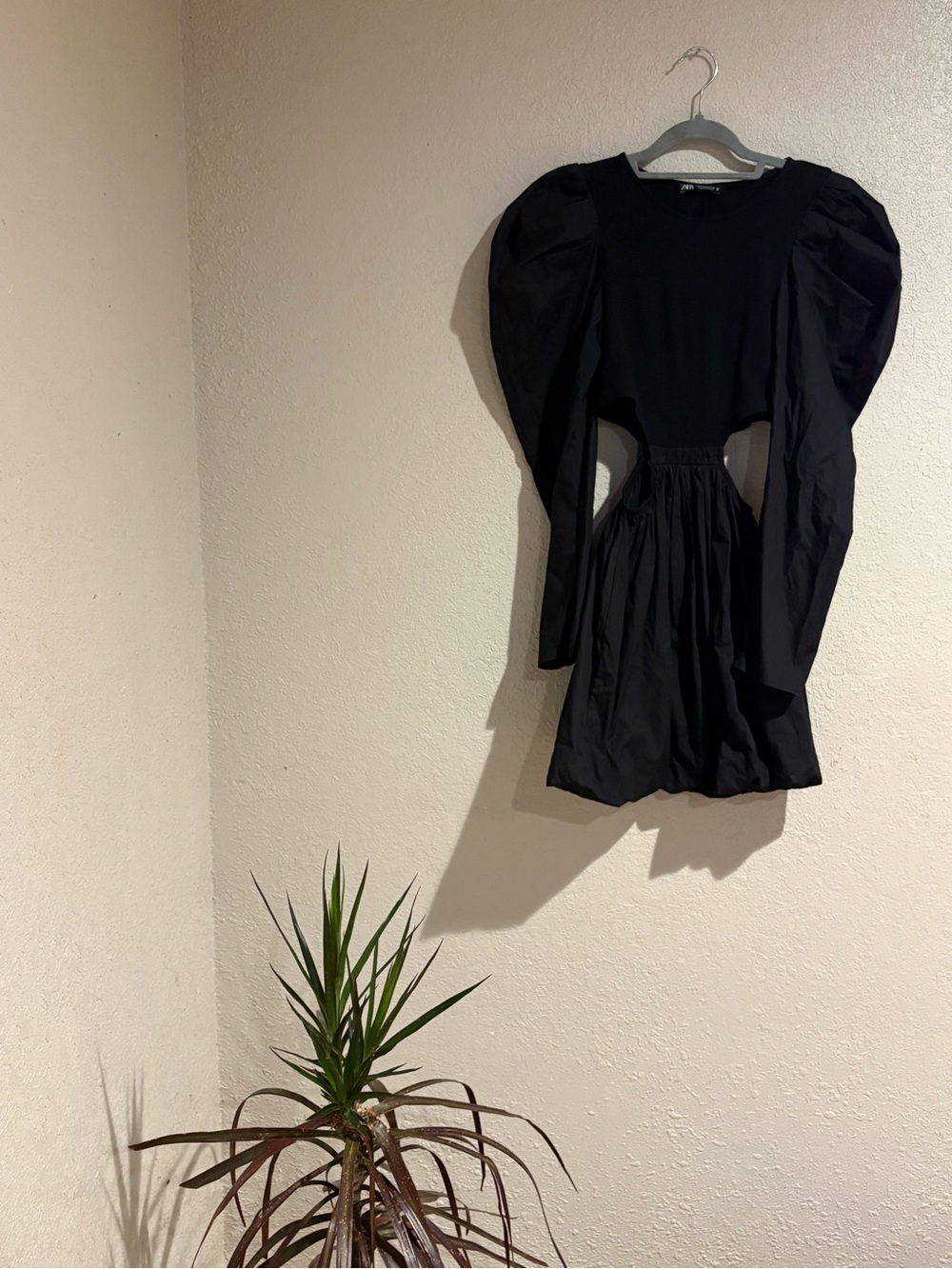 Black Cutout Puff Sleeve Mini Dress by Zara